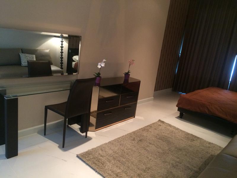 185 Rajadamri For Rent