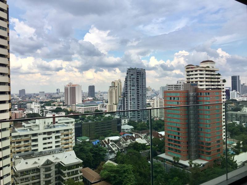 Vittorio Sukhumvit 39 For Rent